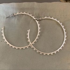 Stella & Dot Silver Isadora Hoop Earrings
